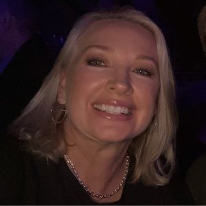 Meet your Posher, Kym